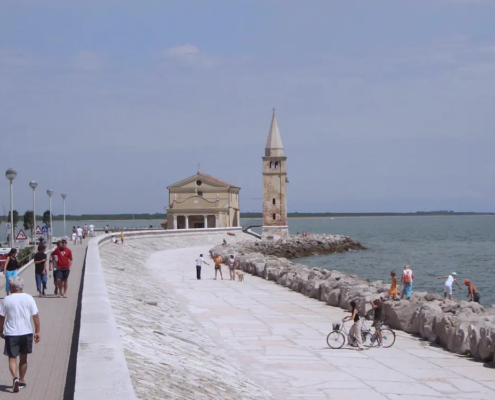 Caorle Mole mit Kappelle Chiesa della Madonna dell’Angelo